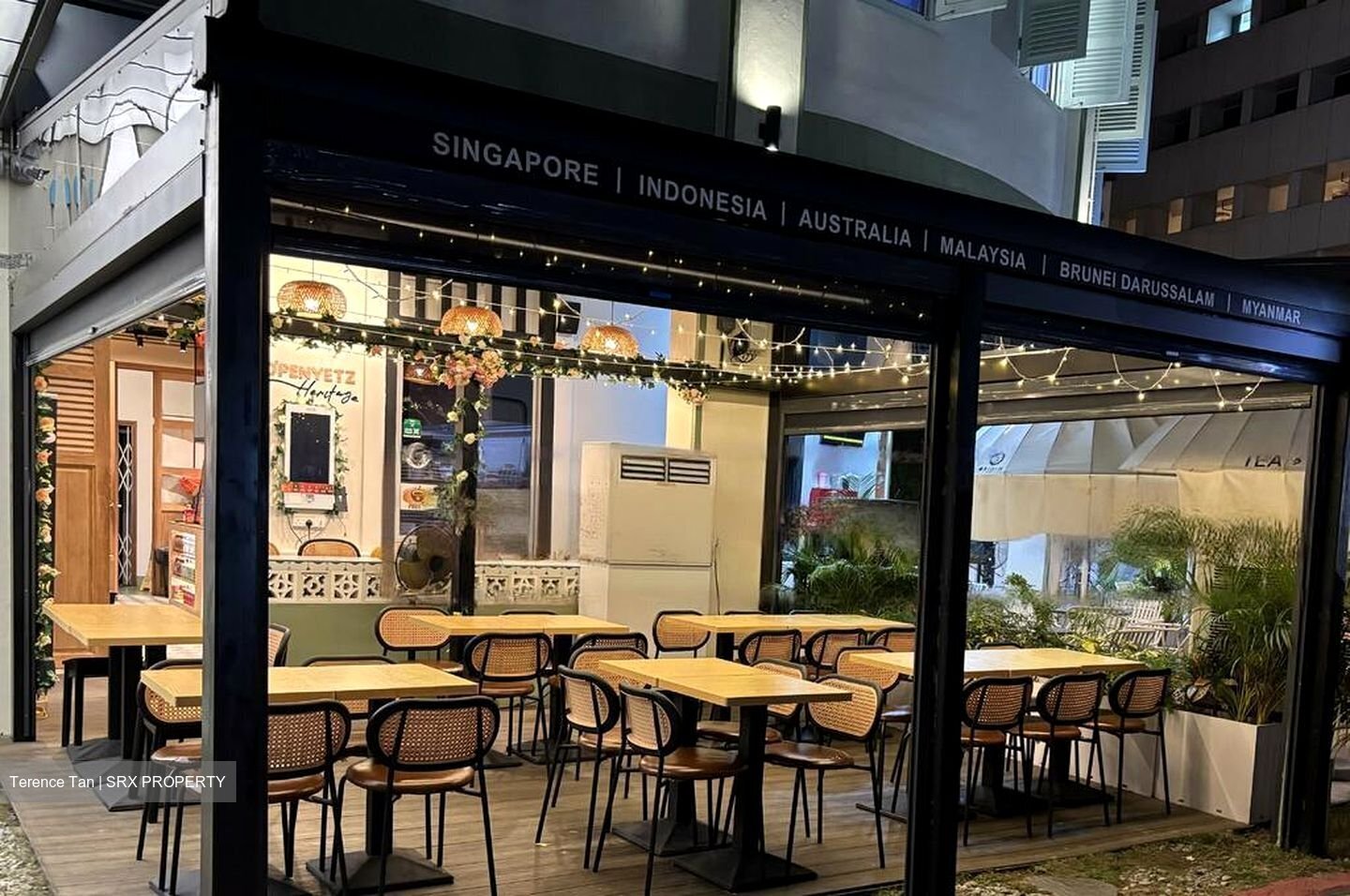 Maxwell Food Centre (D1), Retail #457428281